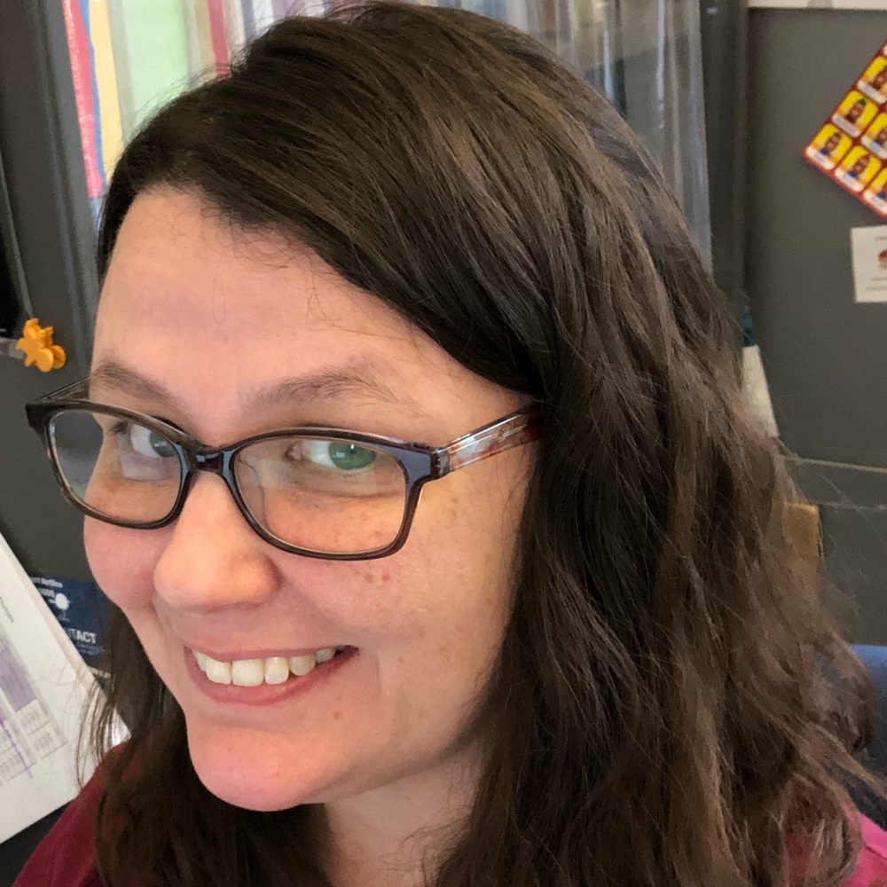 Meet your Posher, Leigh